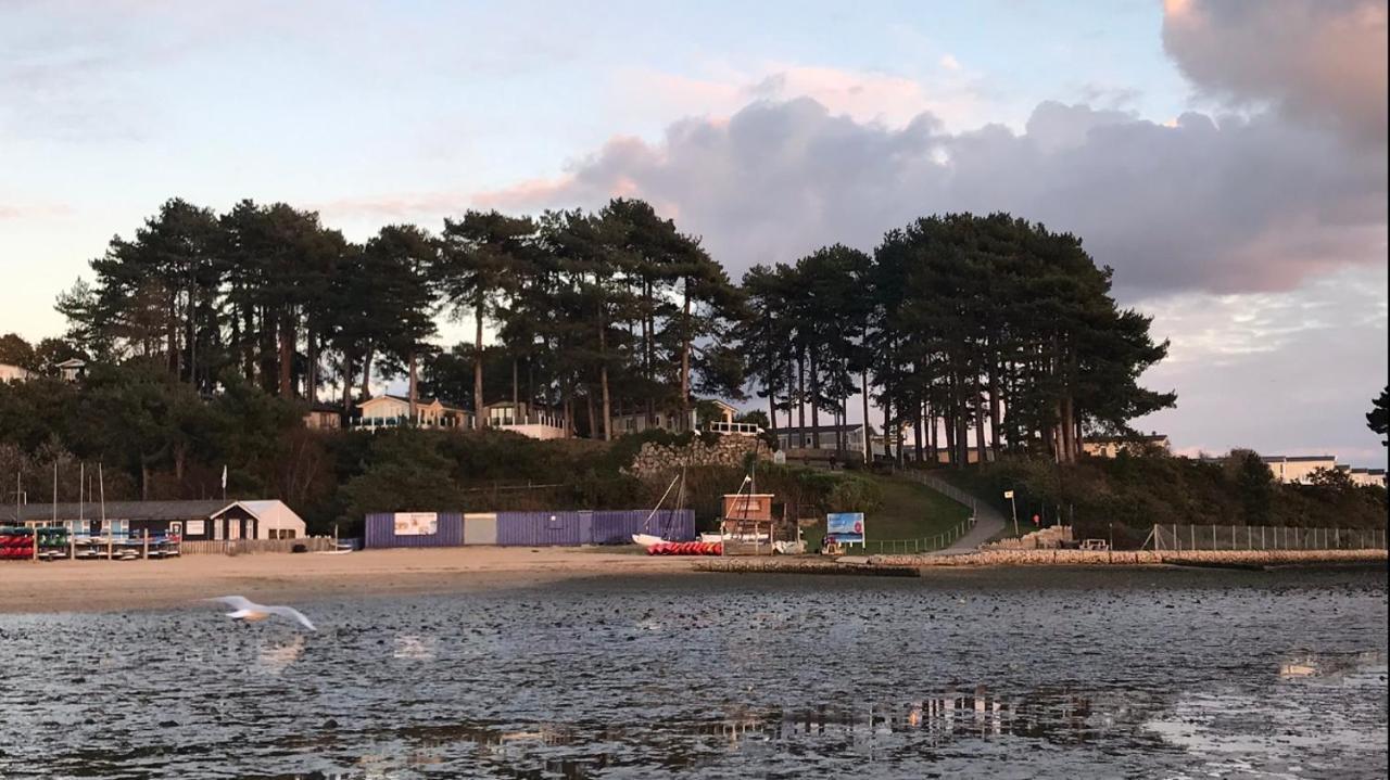 Turlin Valley Poole Exterior photo