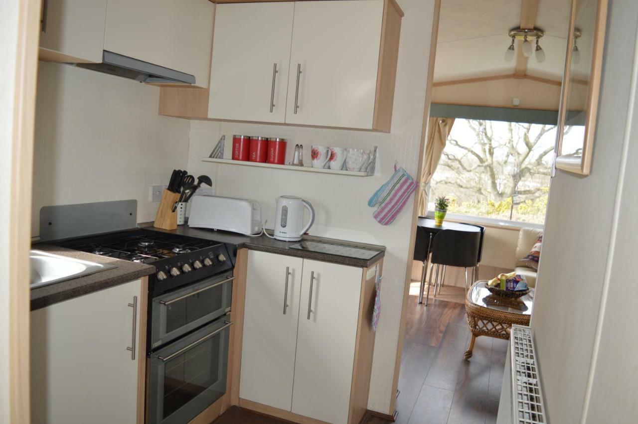 Turlin Valley Poole Exterior photo
